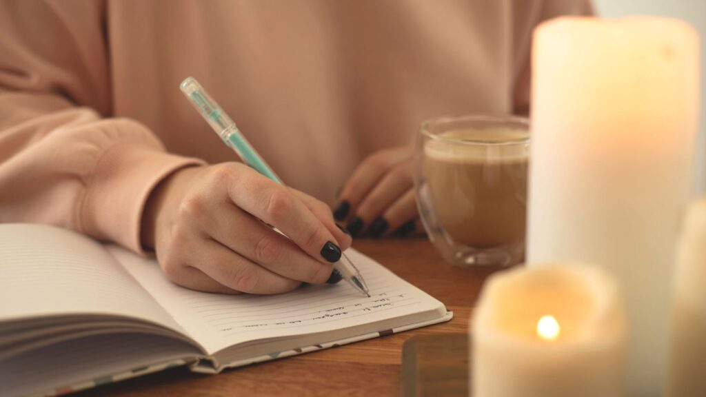 Online Workshop: Viết để biểu hiện bản thân
